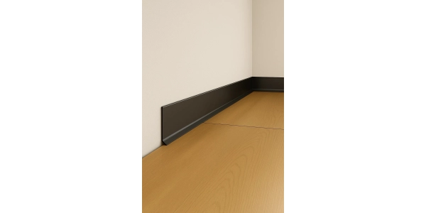 Aluminiowa Listwa przypodłogowa czarna LP80 RAL9005 Creativa 2,5 m